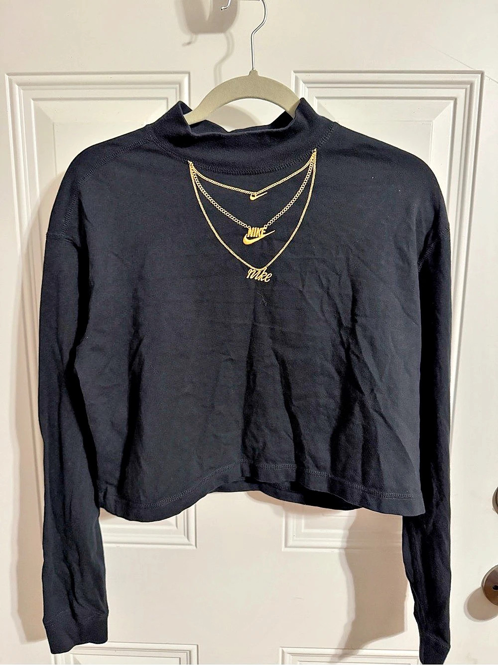Nike Sportswear Women's Long-Sleeve Mock Tee Black Medium